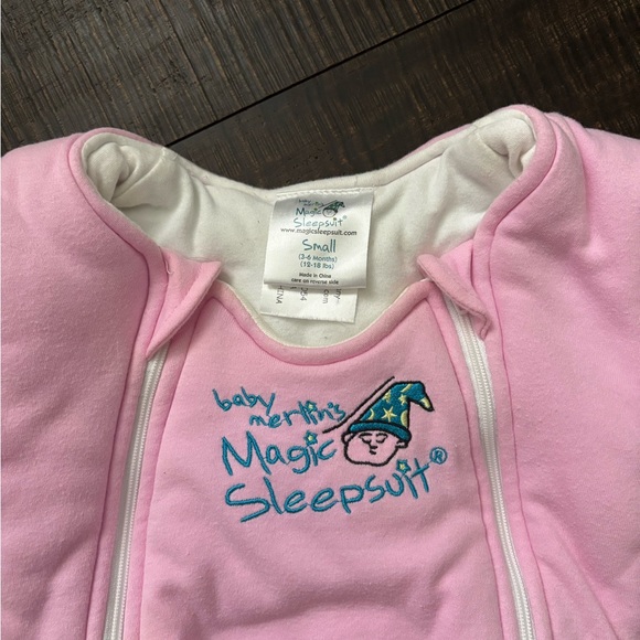 EUC Baby Merlin’s magic sleep suit pink small size 3-6m - Picture 4 of 4
